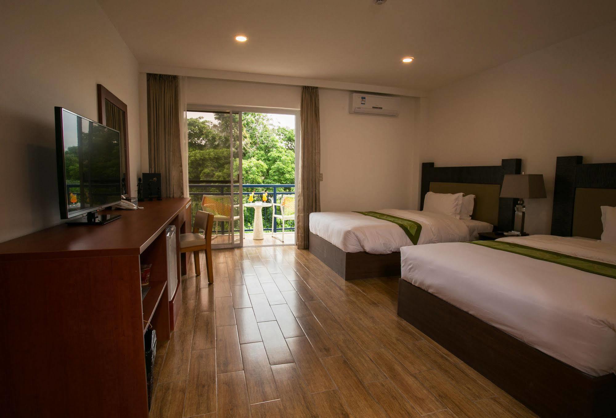 กาบิ รีสอร์ต แอนด์ สปา Hotel Cordova  ภายนอก รูปภาพ